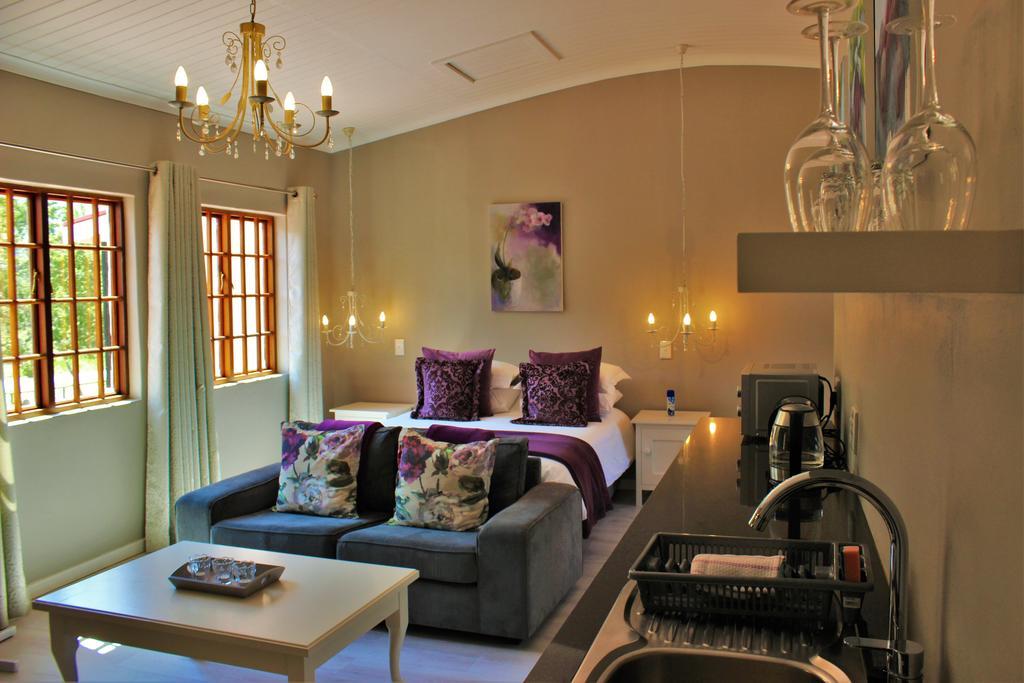 By The Way Guesthouse Clarens Zewnętrze zdjęcie