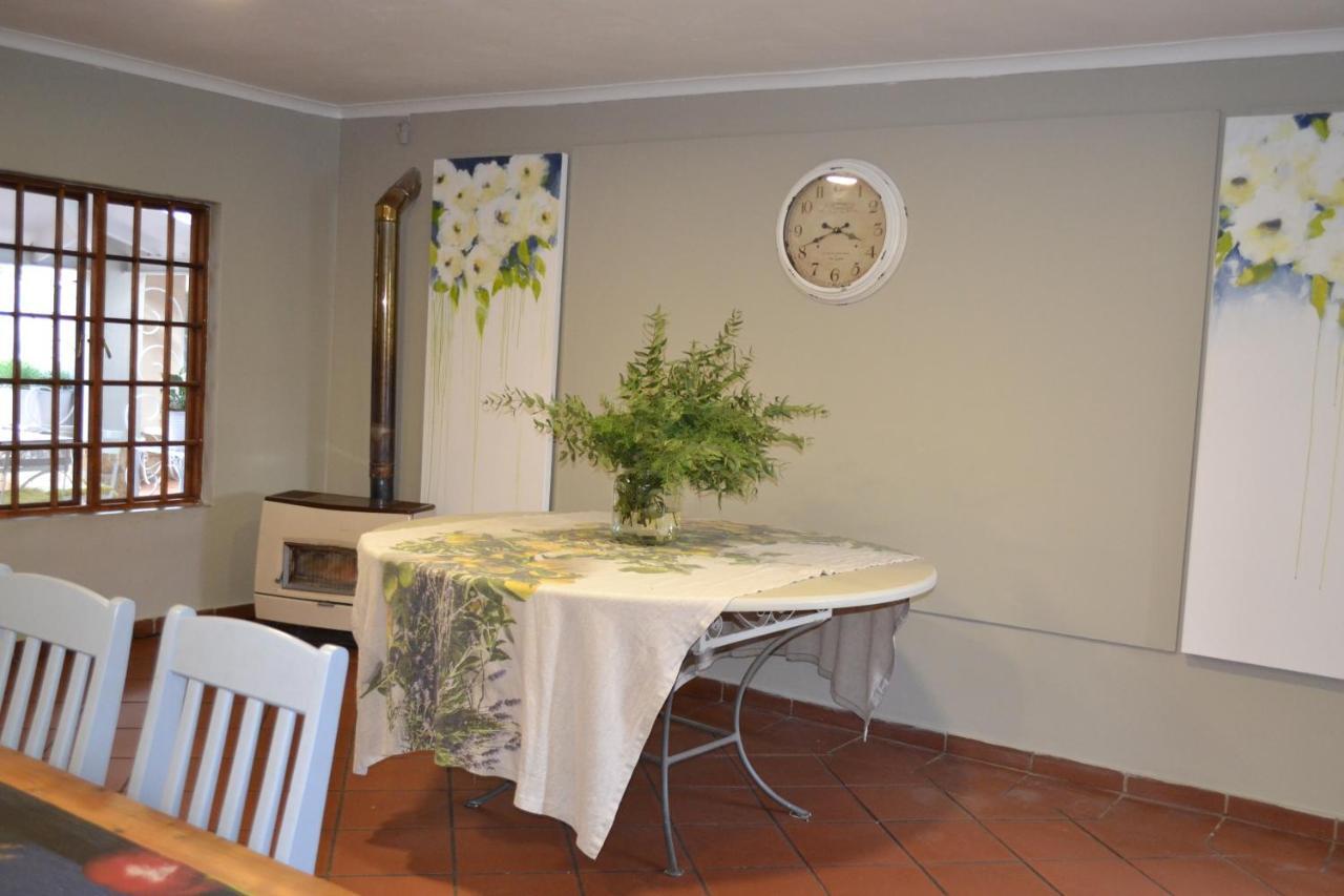 By The Way Guesthouse Clarens Zewnętrze zdjęcie